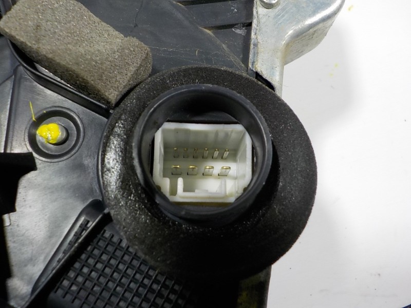 Recambio de cerradura puerta delantera izquierda para lexus is 300h referencia OEM IAM 6904053100 6A2602 