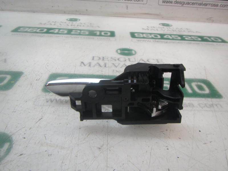 Recambio de maneta interior trasera izquierda para toyota corolla hybrid referencia OEM IAM 6920602370C0  