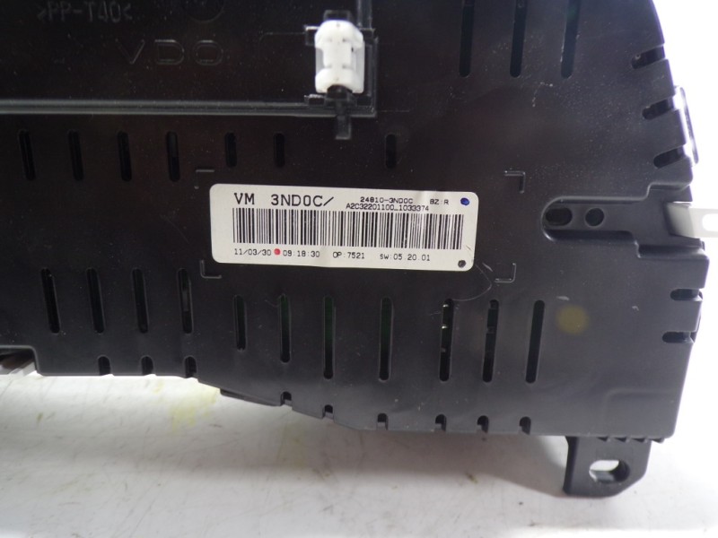 Recambio de cuadro instrumentos para nissan leaf acenta referencia OEM IAM   