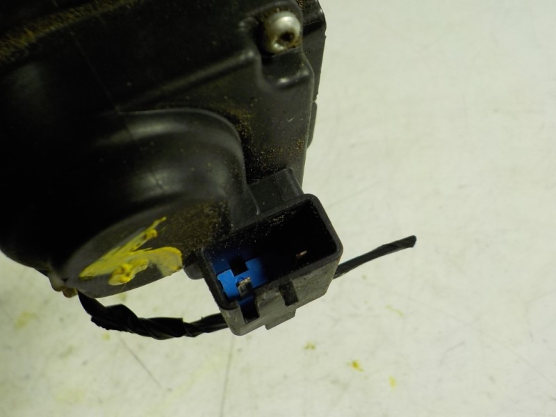 Recambio de cerradura maletero / porton para dodge caliber 2.0 16v crd cat referencia OEM IAM 4589176AA  