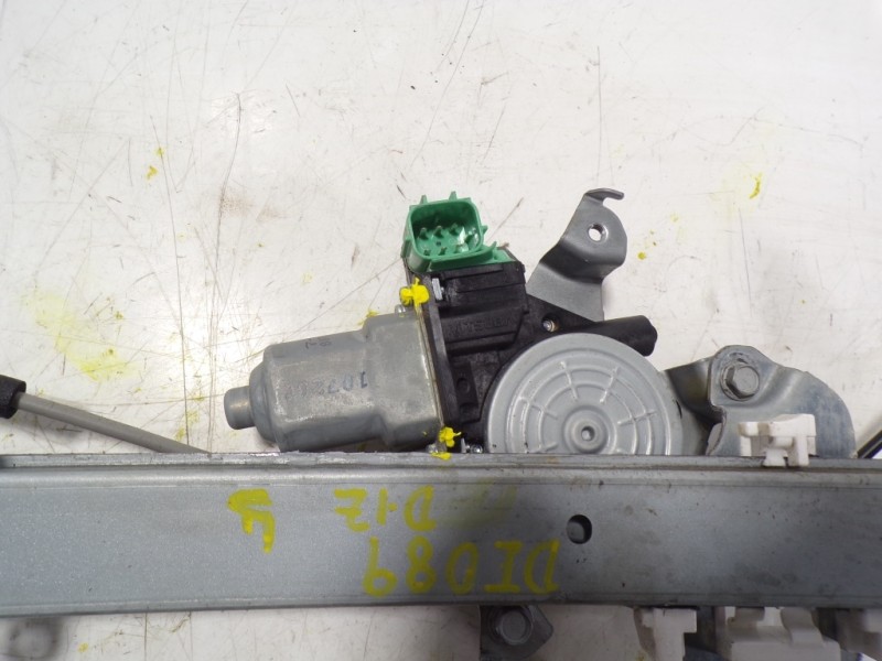 Recambio de elevalunas delantero izquierdo para nissan leaf acenta referencia OEM IAM   