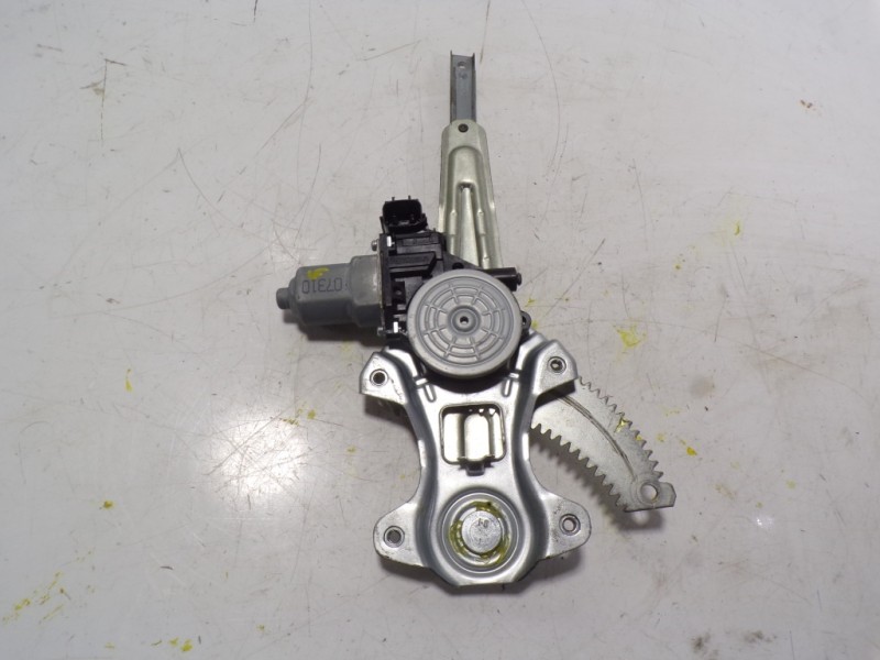 Recambio de elevalunas trasero derecho para nissan leaf acenta referencia OEM IAM   