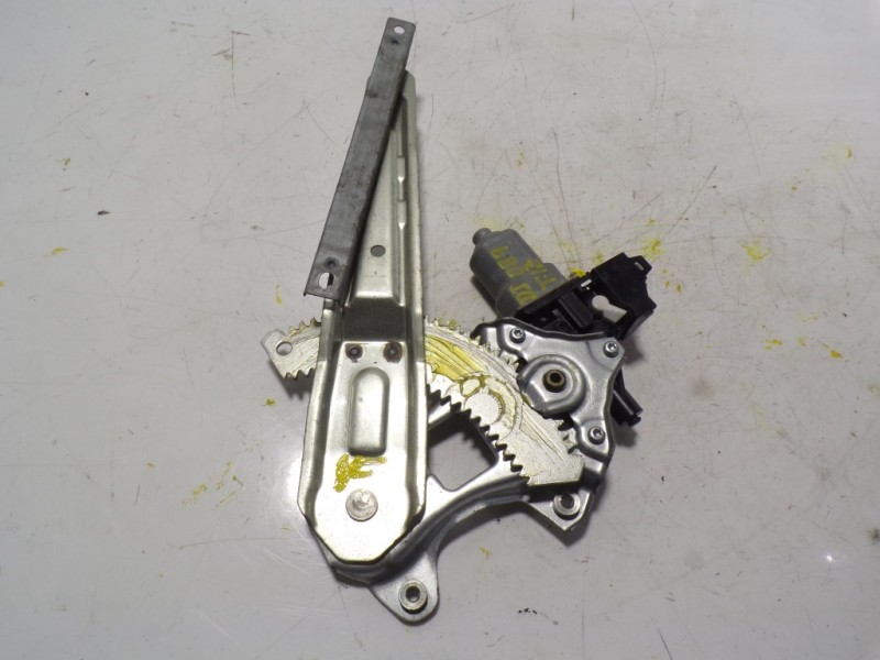 Recambio de elevalunas trasero izquierdo para nissan leaf acenta referencia OEM IAM   