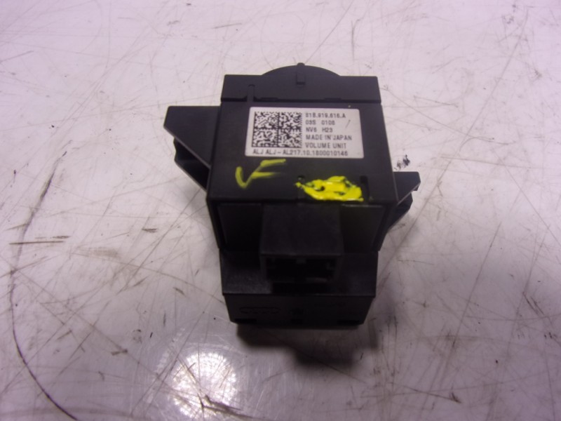 Recambio de mando multifuncion para audi q2 (gab) 1.6 tdi referencia OEM IAM 81B919616A 81B919616A 