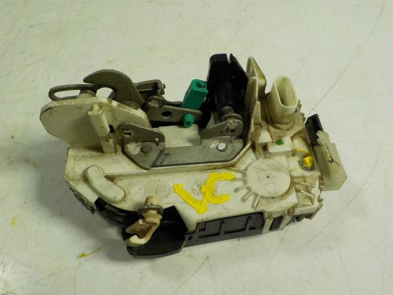 Recambio de cerradura puerta trasera izquierda para dodge caliber 2.0 16v crd cat referencia OEM IAM 4589415AA  