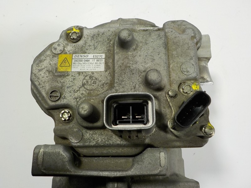 Recambio de compresor aire acondicionado para lexus is 300h referencia OEM IAM 8837033020 0422000464 