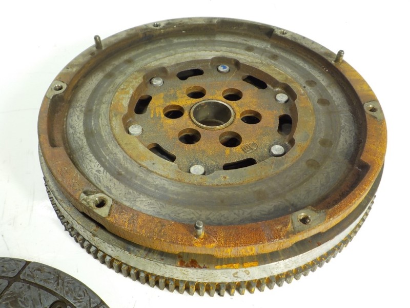 Recambio de kit embrague para citroën c5 aircross live pack referencia OEM IAM 1619230180  