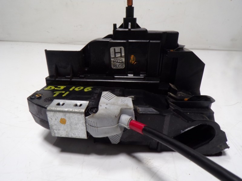 Recambio de cerradura puerta trasera izquierda para nissan qashqai (j11) acenta 4x4 referencia OEM IAM 825014EA2A  