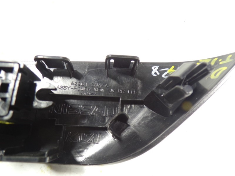 Recambio de mando elevalunas trasero izquierdo para nissan leaf acenta referencia OEM IAM  829613NA0A 