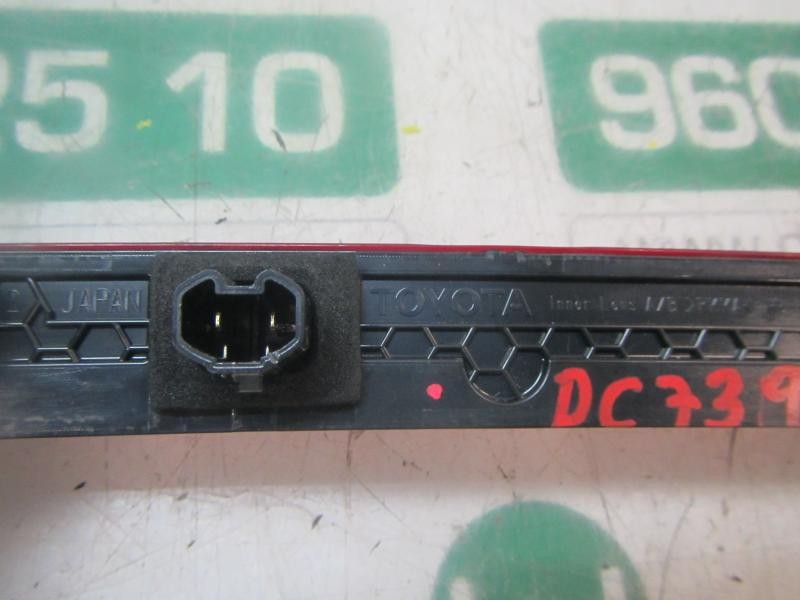 Recambio de piloto trasero central para toyota corolla hybrid referencia OEM IAM 8157012450  