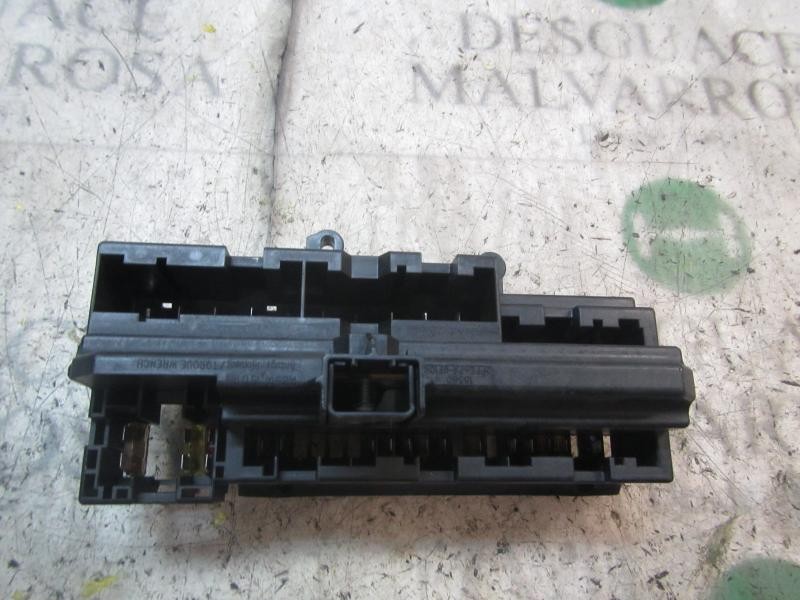 Recambio de caja reles / fusibles para bmw serie 7 (e65/e66) 730d referencia OEM IAM 61136900582  