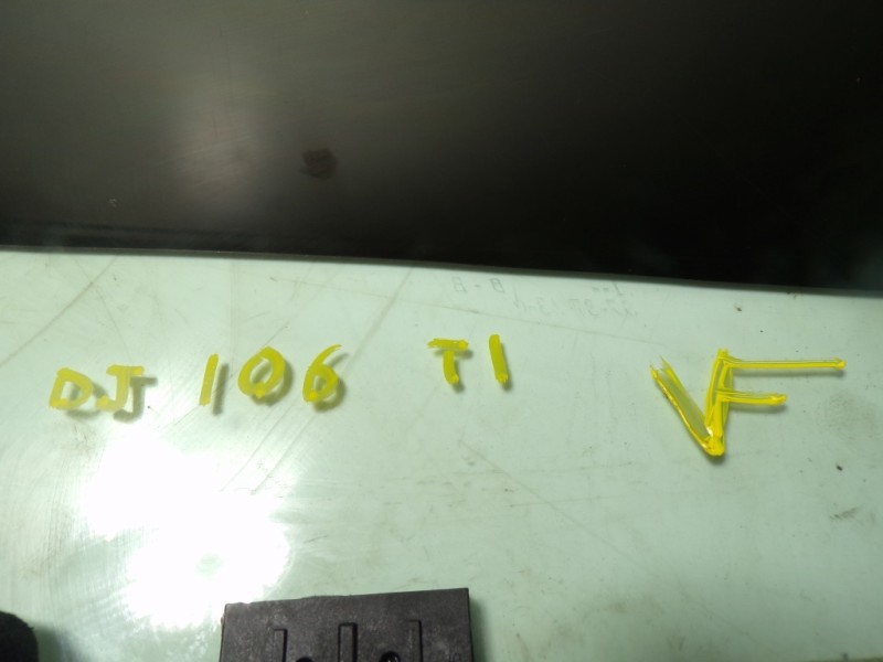 Recambio de cristal puerta trasero izquierdo para nissan qashqai (j11) acenta 4x4 referencia OEM IAM 82301HV00A  