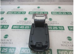 Recambio de apoyabrazos central para toyota corolla hybrid referencia OEM IAM 5890502E70C3   2