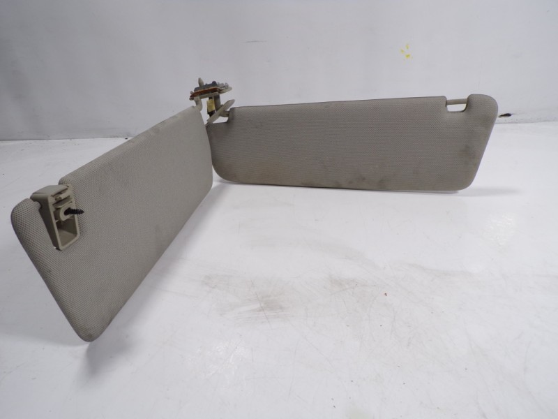 Recambio de parasol derecho para audi q7 (4l) 3.0 v6 24v tdi referencia OEM IAM 4L0857552MH82  