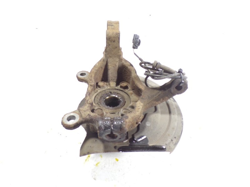 Recambio de mangueta delantera derecha para nissan leaf acenta referencia OEM IAM   