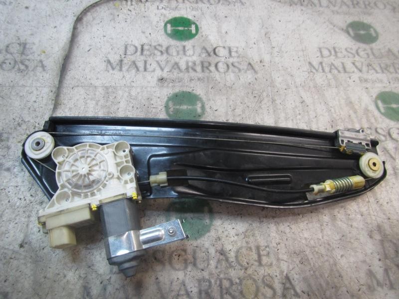 Recambio de elevalunas trasero derecho para bmw serie 7 (e65/e66) 730d referencia OEM IAM 51357202482 5WK1052 5WK1052