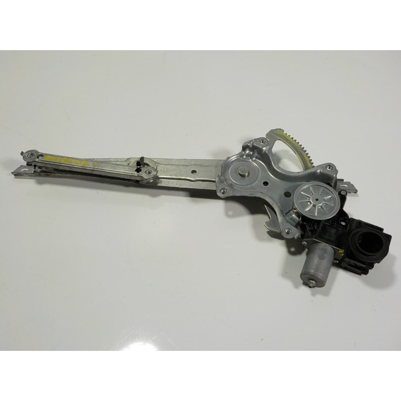 Recambio de elevalunas delantero derecho para lexus is 300h referencia OEM IAM 6980153040 8571053111 8571053111