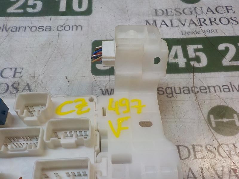 Recambio de caja reles / fusibles para suzuki s-cross 1.6 ddis referencia OEM IAM 3671061M00 AA1A0713Q AA1A0713Q