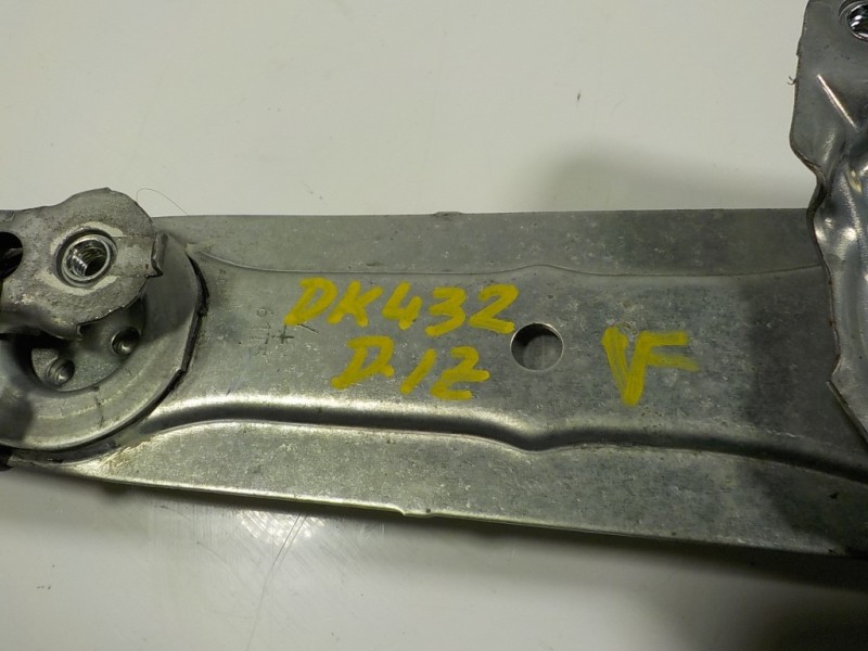 Recambio de elevalunas delantero izquierdo para lexus is 300h referencia OEM IAM 6980253040 8572053111 8572053111