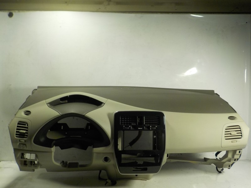 Recambio de salpicadero para nissan leaf acenta referencia OEM IAM   