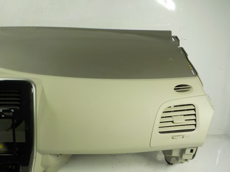 Recambio de salpicadero para nissan leaf acenta referencia OEM IAM   