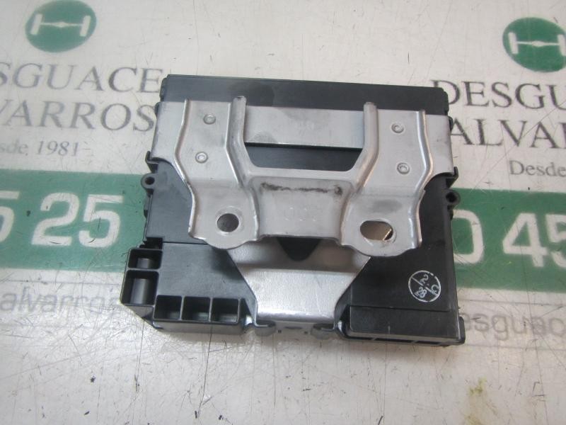 Recambio de modulo electronico para toyota corolla hybrid referencia OEM IAM 8674012040 8674012040 1043486731