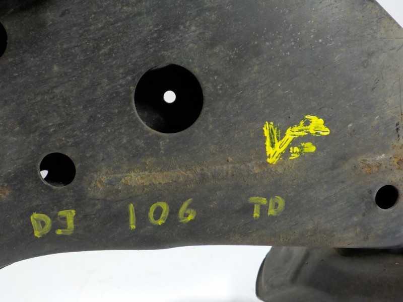 Recambio de mangueta trasera derecha para nissan qashqai (j11) acenta 4x4 referencia OEM IAM 555014EG0A 571419 