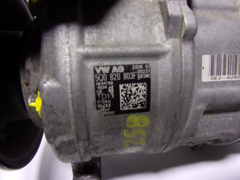 Recambio de compresor aire acondicionado para seat leon (5f1) 2.0 tdi referencia OEM IAM 5Q0820803F 5Q0820803F 
