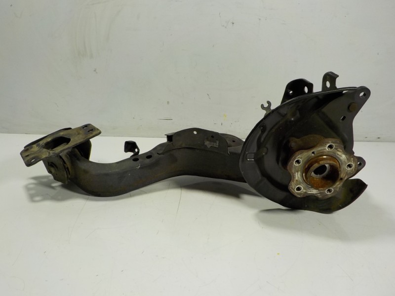 Recambio de mangueta trasera izquierda para nissan qashqai (j11) acenta 4x4 referencia OEM IAM 555024EG0A 5772719 