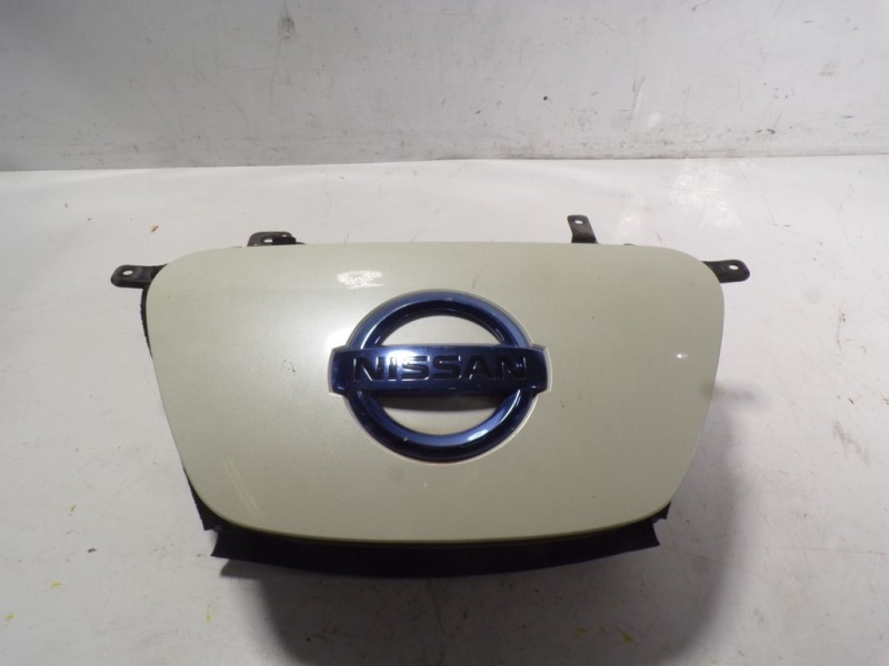 Recambio de tapa combustible para nissan leaf acenta referencia OEM IAM   