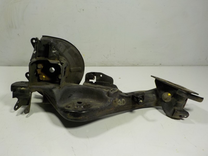 Recambio de mangueta trasera izquierda para nissan qashqai (j11) acenta 4x4 referencia OEM IAM 555024EG0A 5772719 