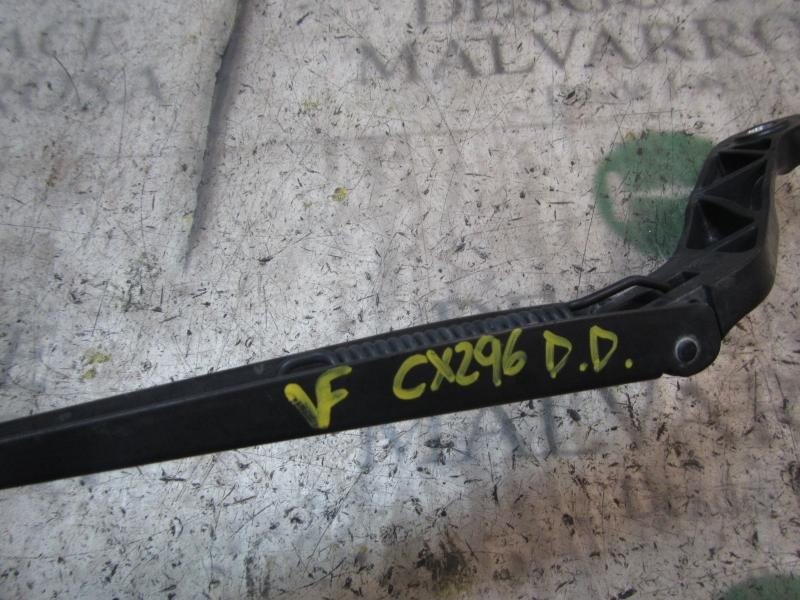 Recambio de brazo limpia delantero derecho para peugeot boxer caja cerrada (bat. 3450) (333) hdi (333) referencia OEM IAM   