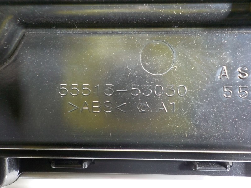 Recambio de guantera para lexus is 300h referencia OEM IAM 5555053240C0 5551353030 