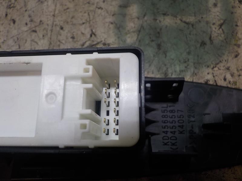 Recambio de mando elevalunas trasero izquierdo para mazda cx-5 2.0 cat referencia OEM IAM KD4766380  