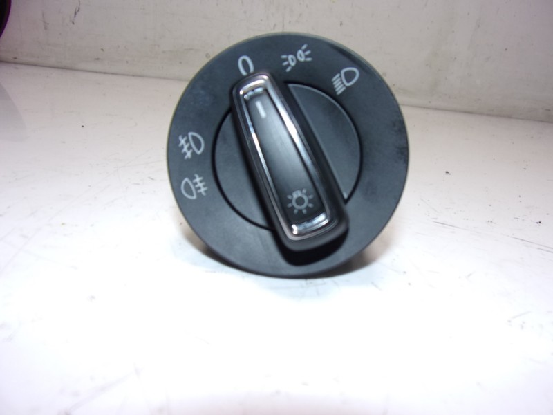 Recambio de mando luces para seat leon (5f1) 2.0 tdi referencia OEM IAM 5G0941431AHWZU 5G0941431AH 