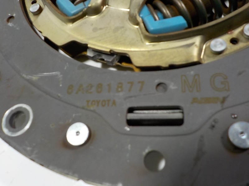 Recambio de kit embrague para lexus is 300h referencia OEM IAM 3127030010 6A261877 