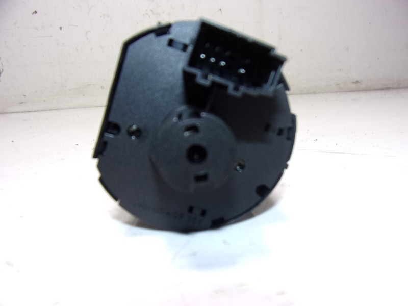 Recambio de mando luces para seat leon (5f1) 2.0 tdi referencia OEM IAM 5G0941431AHWZU 5G0941431AH 