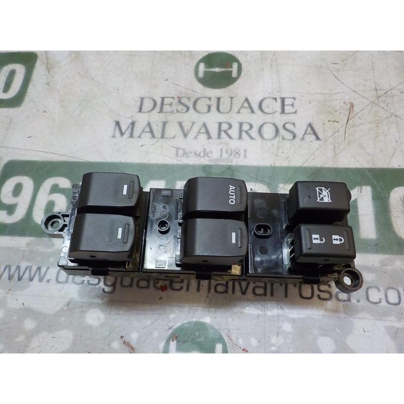 Recambio de mando elevalunas delantero izquierdo para suzuki s-cross 1.6 ddis referencia OEM IAM 3799061M01  