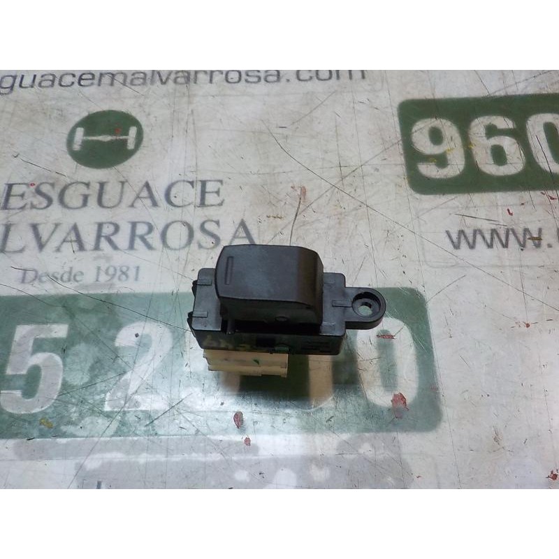 Recambio de mando elevalunas trasero derecho para suzuki s-cross 1.6 ddis referencia OEM IAM 3799568L00  