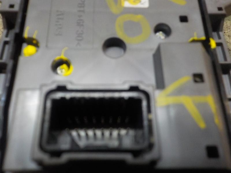 Recambio de mando multifuncion para mazda cx-5 2.0 cat referencia OEM IAM KD4566CM0 KD4566CM0 