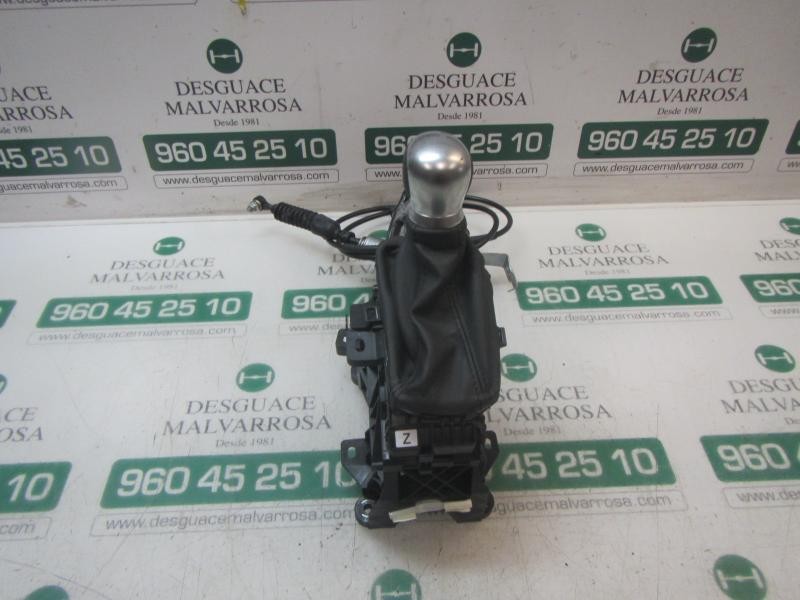 Recambio de palanca cambio para toyota c-hr hybrid active referencia OEM IAM 33560F4050  