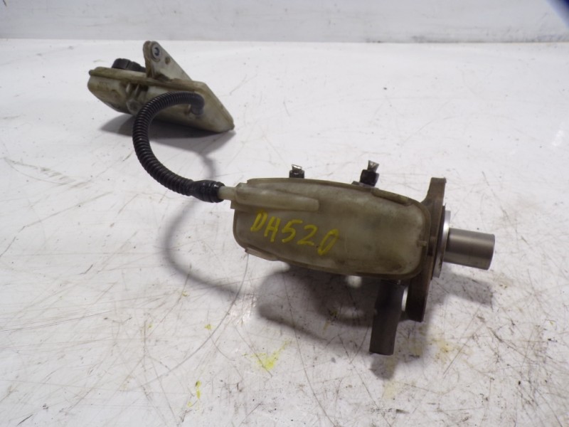 Recambio de bomba freno para renault scenic iii 1.5 dci diesel fap referencia OEM IAM 460115826R  