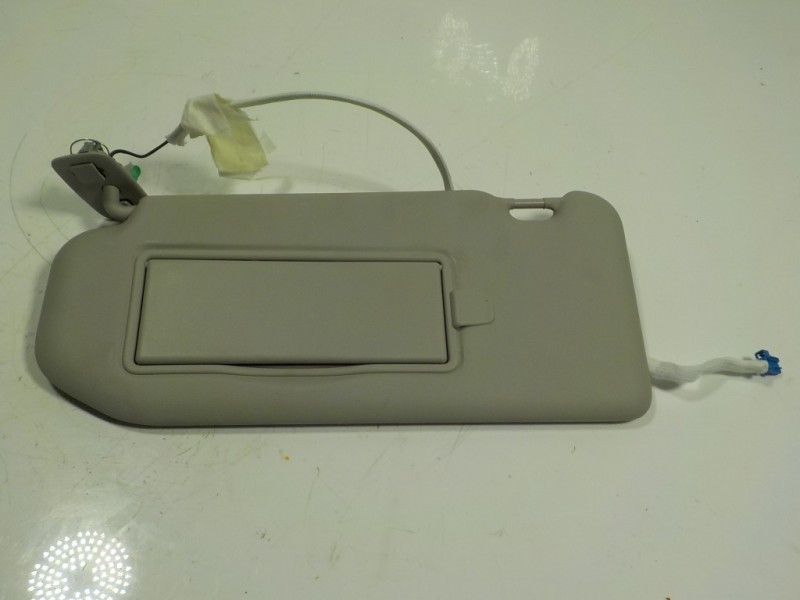 Recambio de parasol izquierdo para citroën c5 aircross live pack referencia OEM IAM 98284442BJ  