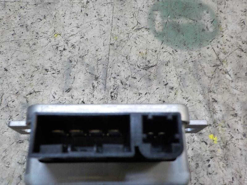 Recambio de modulo electronico para mazda cx-5 2.0 cat referencia OEM IAM PE0118561 PE0118561 