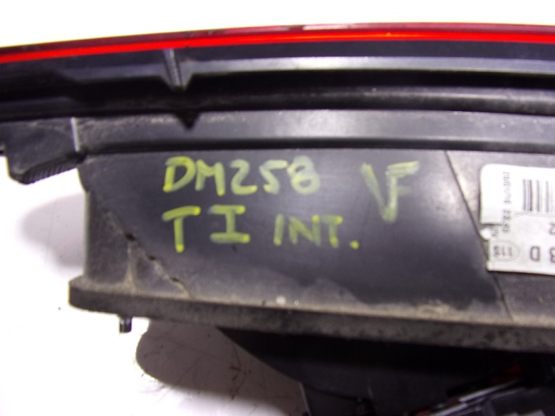 Recambio de piloto trasero izquierdo interior para seat leon (5f1) 2.0 tdi referencia OEM IAM 5F0945093D 5F0945093D 