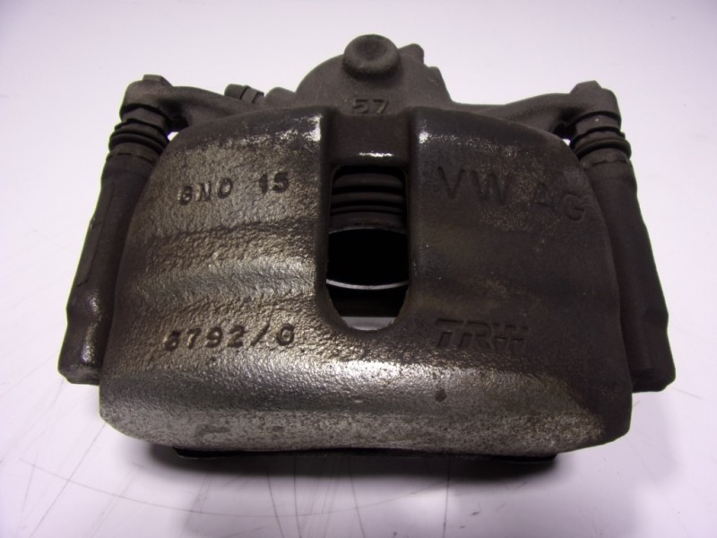 Recambio de pinza freno delantera derecha para seat leon (5f1) 2.0 tdi referencia OEM IAM 8V0615124  