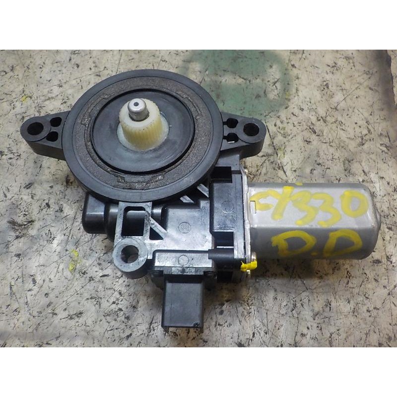 Recambio de motor elevalunas delantero derecho para mazda cx-5 2.0 cat referencia OEM IAM D6515858XB  