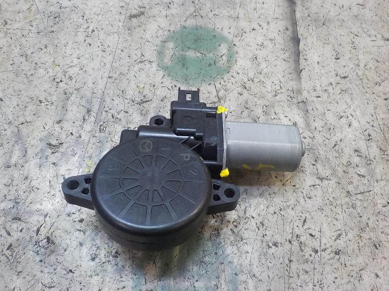 Recambio de motor elevalunas delantero derecho para mazda cx-5 2.0 cat referencia OEM IAM D6515858XB  