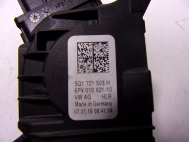 Recambio de potenciometro pedal para seat leon (5f1) 2.0 tdi referencia OEM IAM 5Q1721503H 5Q1721503H 
