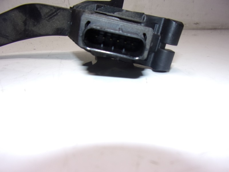 Recambio de potenciometro pedal para seat leon (5f1) 2.0 tdi referencia OEM IAM 5Q1721503H 5Q1721503H 